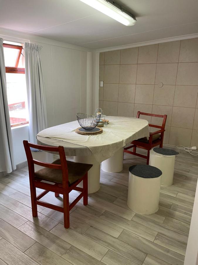 Lüderitz The Oasis Accommodation מראה חיצוני תמונה
