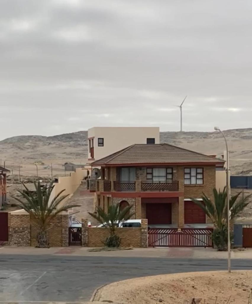 Lüderitz The Oasis Accommodation מראה חיצוני תמונה